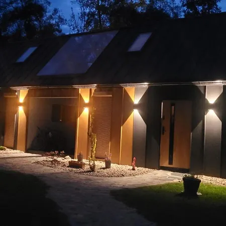 Zielona Dolina Domek letniskowy *